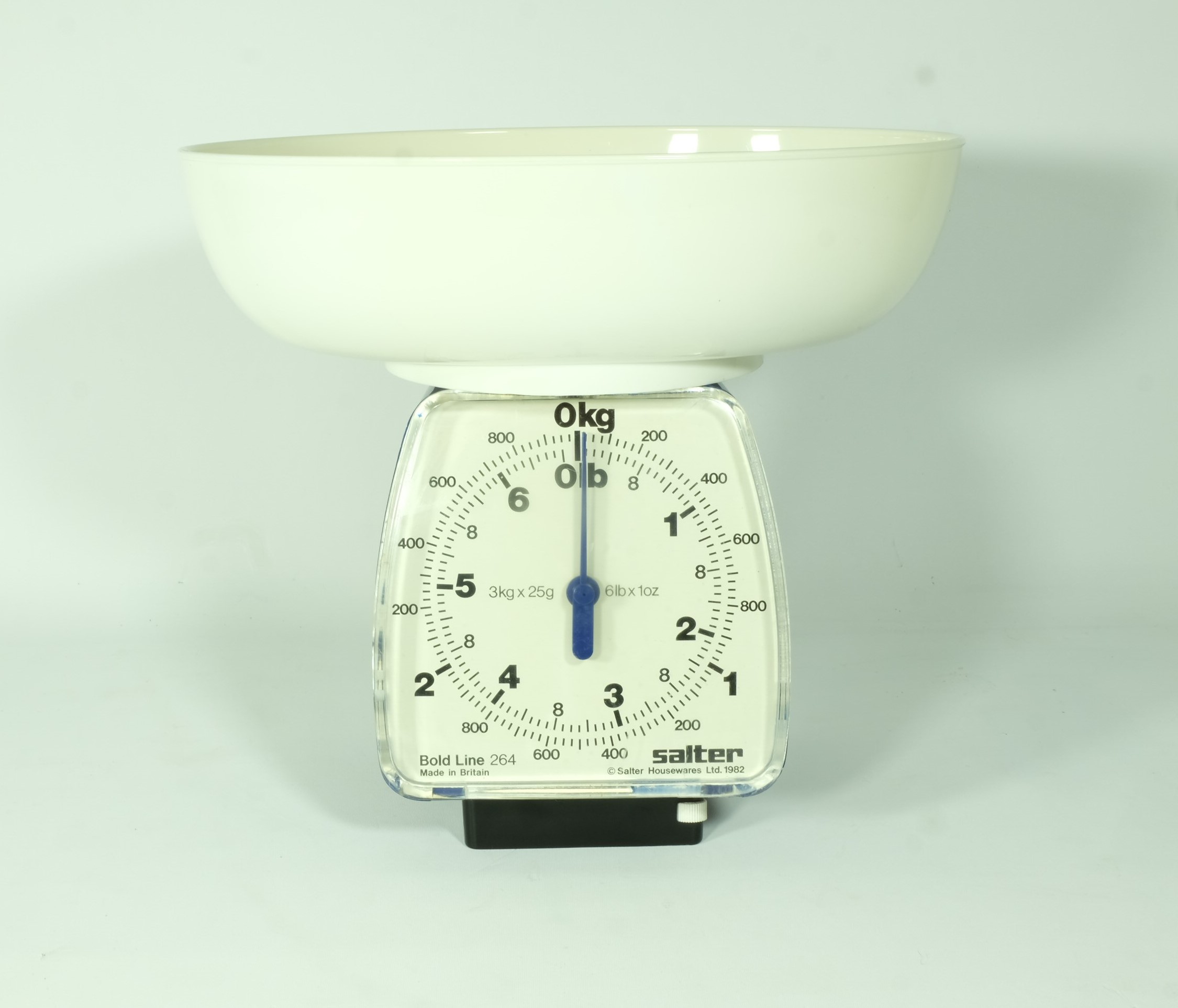 Retro Kitchen Scales By Salter UK Function In Form   Item 208 I 