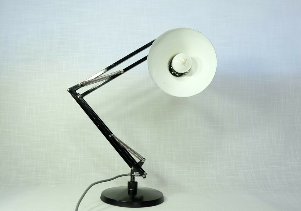 superlux anglepoise lamp