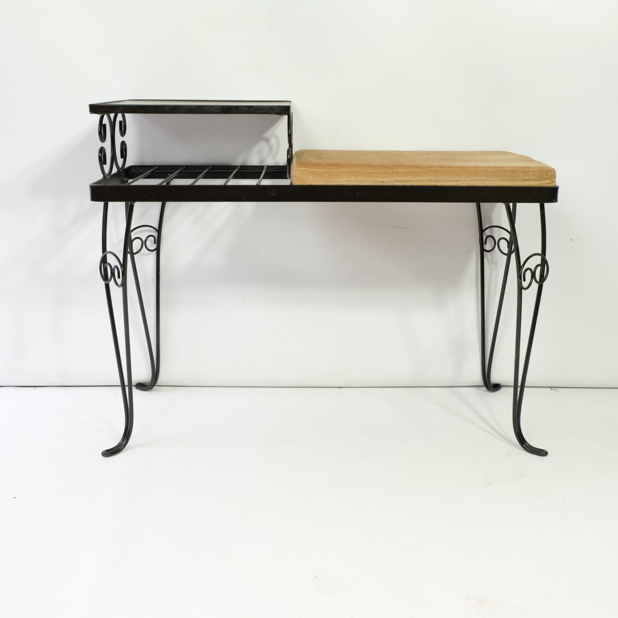 Iron Frame Telephone Table Function In Form