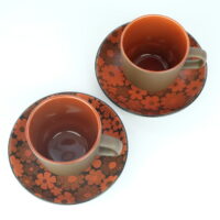 Crown Lynn 'Echo' cups & saucer - Two Duos